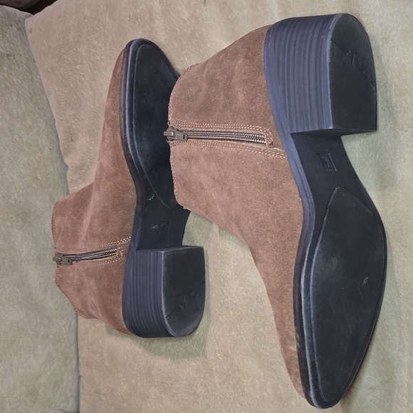 White Mountain Women Havana Suede Leather Beaded Fringe  Bootie  Size 9M - Picture 5 of 10